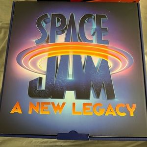 Sz10 Nike LeBron 18 low wilde E coyote vs Road Runner *SPECIAL BOX* w/ Xbox